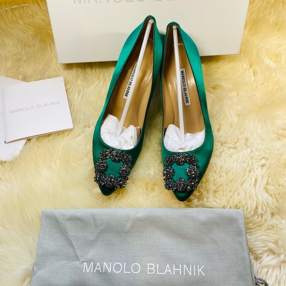 New authentic Manolo Blahnik hangisi heels 105mm - Picture 15 of 15